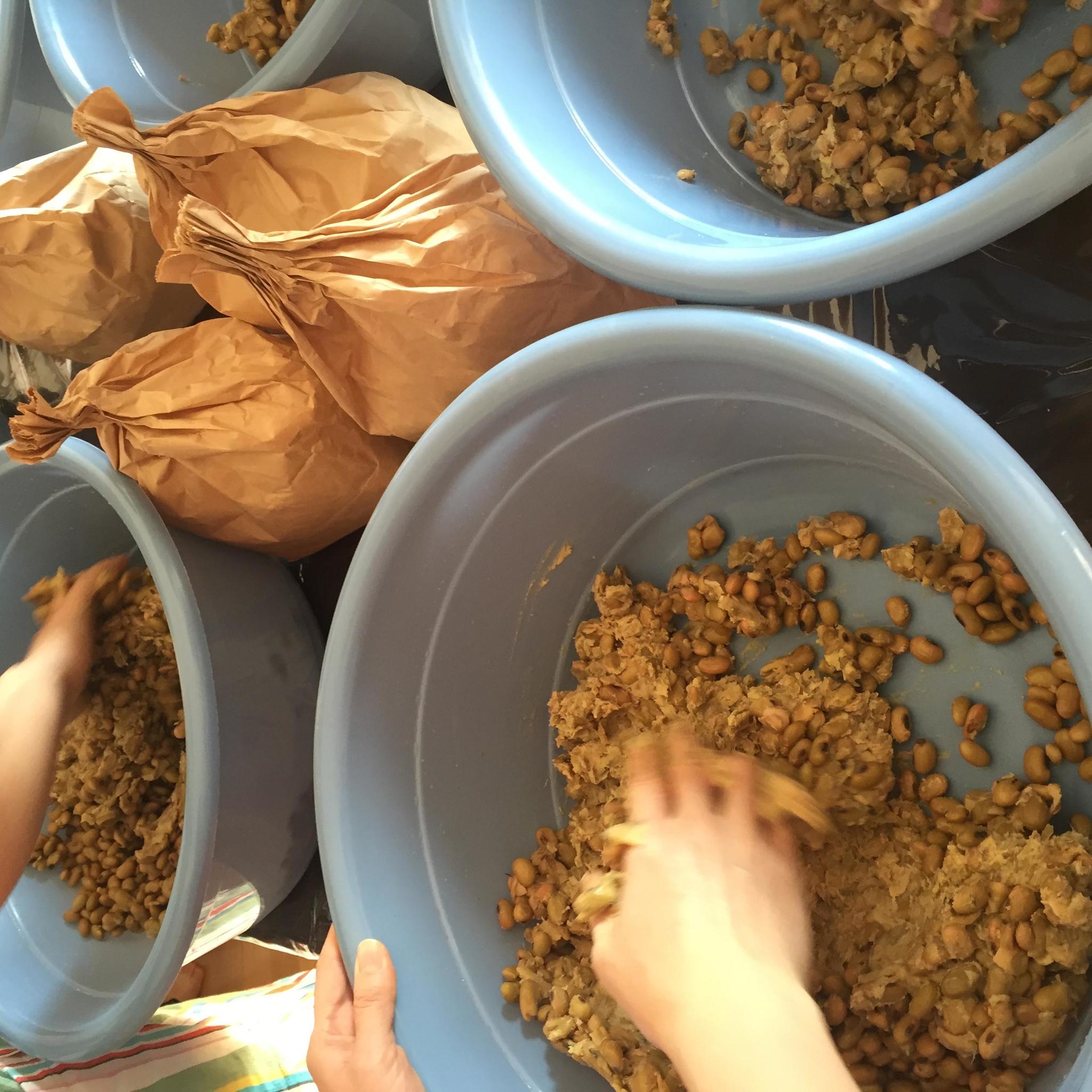 『天然醸造、無添加！手作り味噌教室（麦麹、米糀、合わせ麹）』 (2016年12月4日...)開催 手作り味噌＊発酵＊和の家庭料理「和ごころ食卓」（神奈川県）の2016年12月レッスン情報