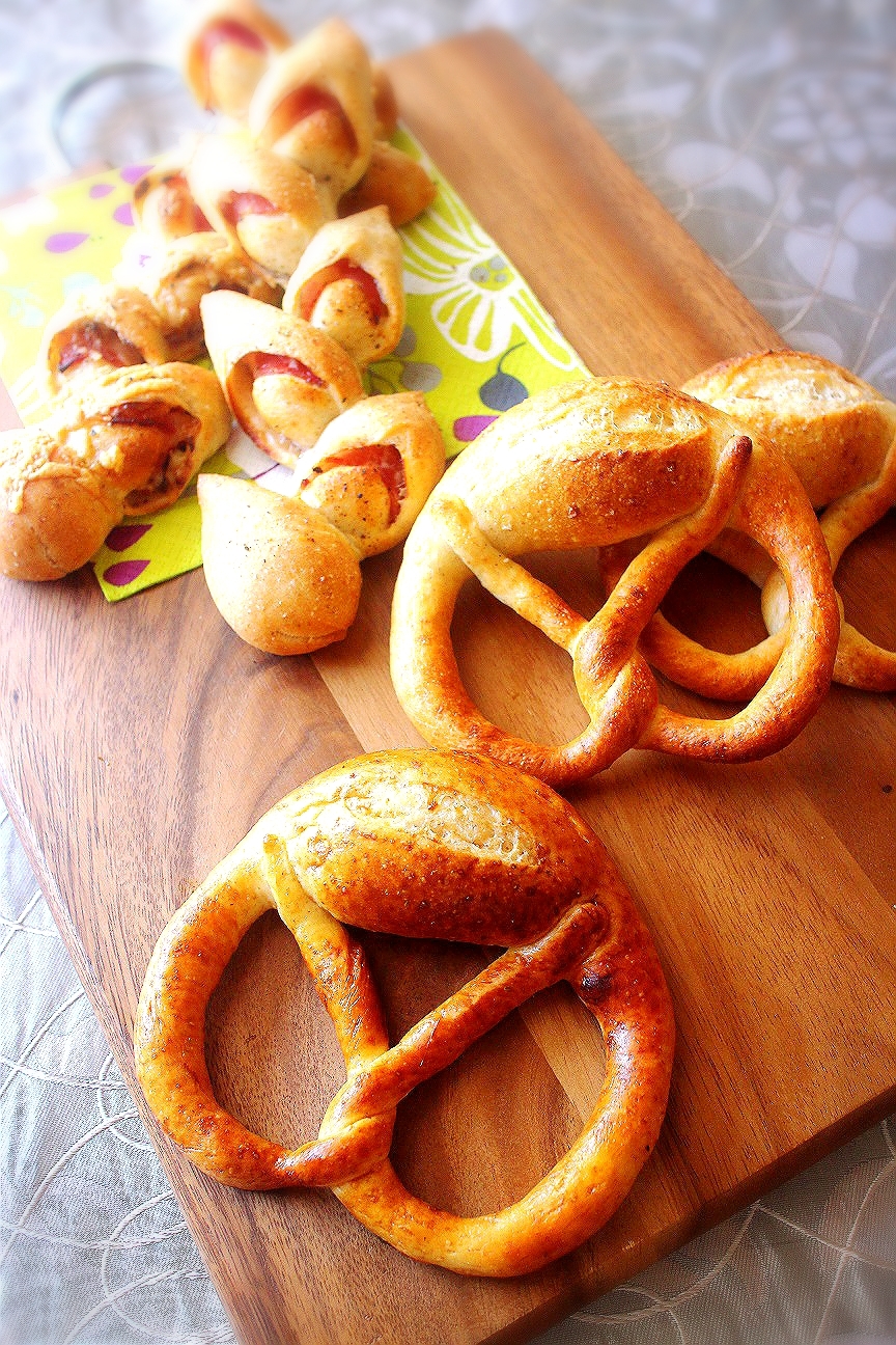 ブレッツェルとベーコンエピレッスン 15年6月21日 開催 自宅パン教室 Petit Bonheur プチ ボヌール 東京都品川区 の15年6月レッスン情報 料理教室検索サイト クスパ