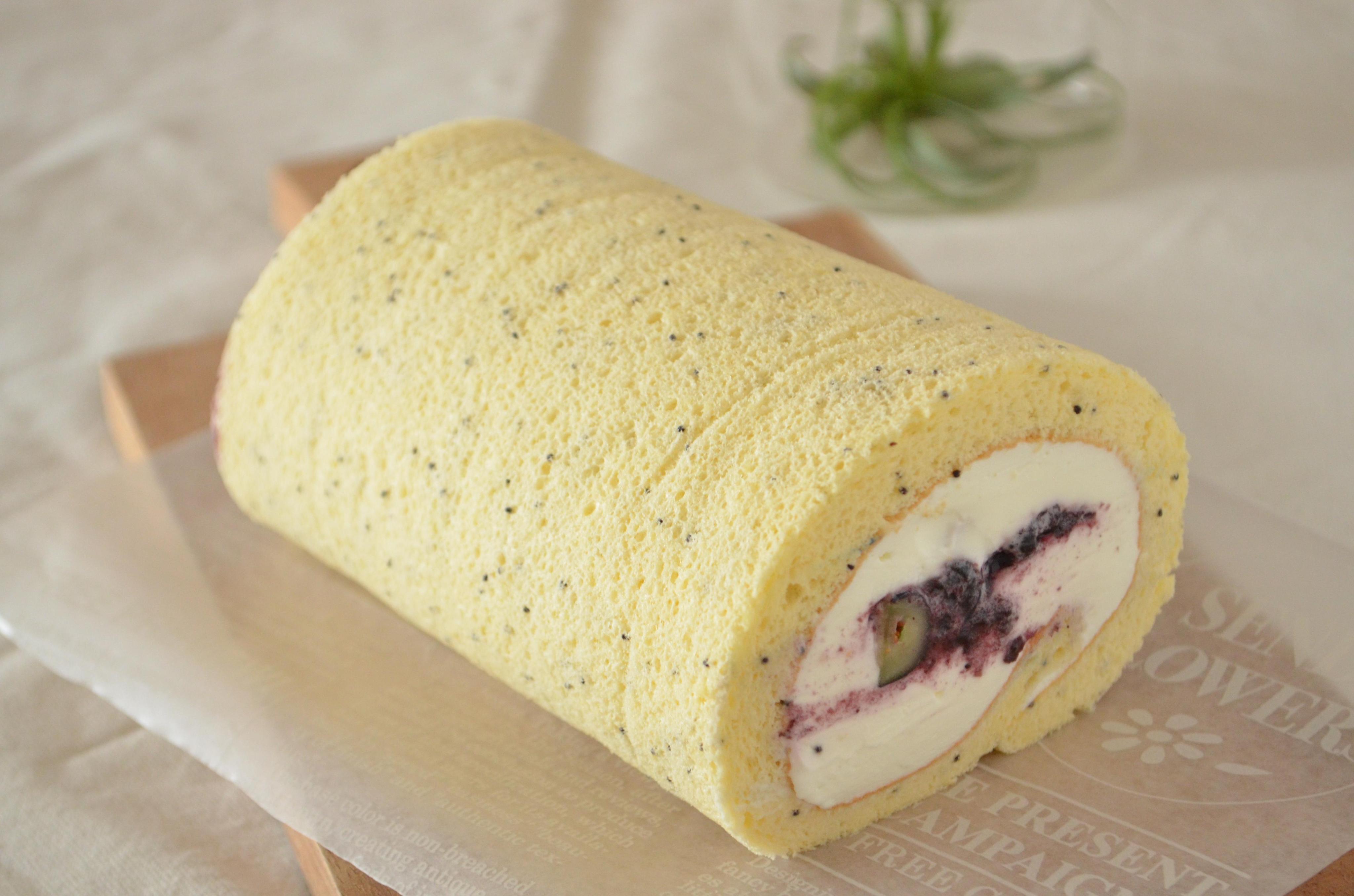 シフォン生地で作る ブルーベリーロールケーキ 開催 パンお菓子教室 Cuisine Farine 神奈川県横浜市港南区 の21年7月レッスン情報 料理教室検索サイト クスパ