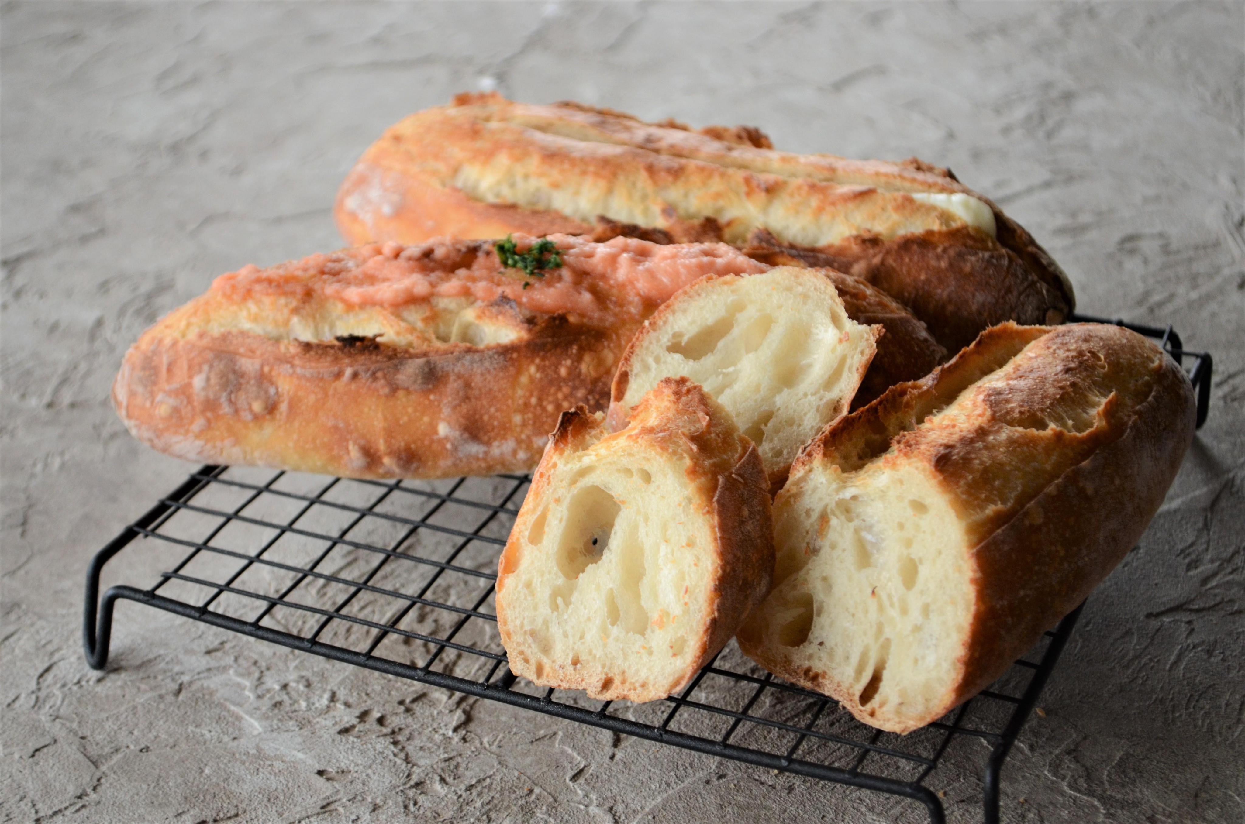 電気オーブンで作るミニフランスとアレンジパン2種 パンお菓子教室 Cuisine Farineの動画レッスン 料理教室検索サイト クスパ