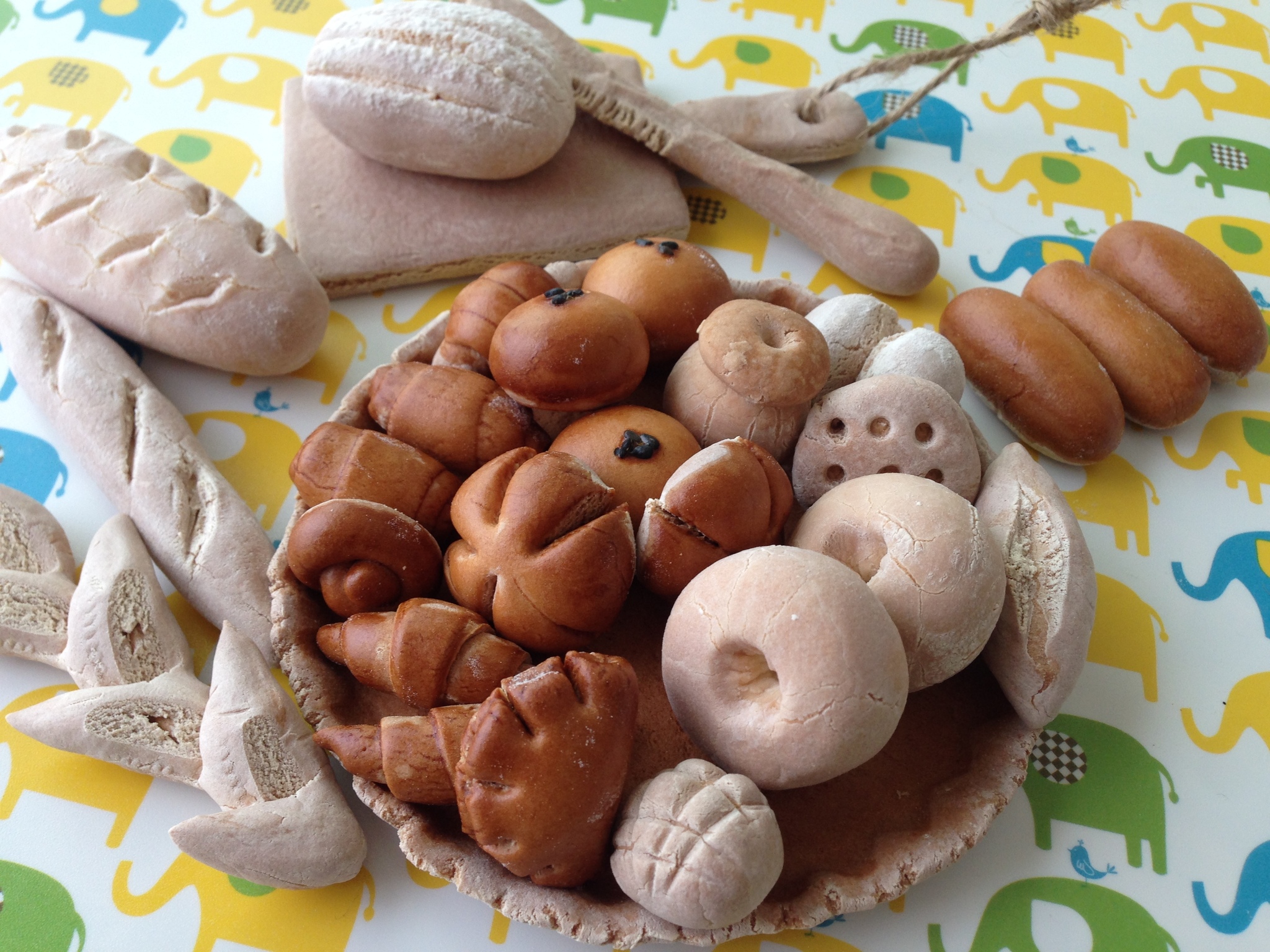 工芸パンで作る かわいい ミニチュアパン 15年7月22日 開催 手作りパン教室mano マーノ 富山県富山市 の15年7月レッスン情報 料理教室検索サイト クスパ