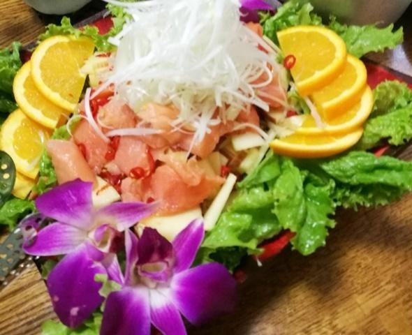 魚と竹の子炒めはお洒落な魚料理 りんごのサラダはカフェ風 開催 タイ料理教室 Diidii 東京都豊島区 の2020年7月レッスン情報 料理 教室検索サイト クスパ