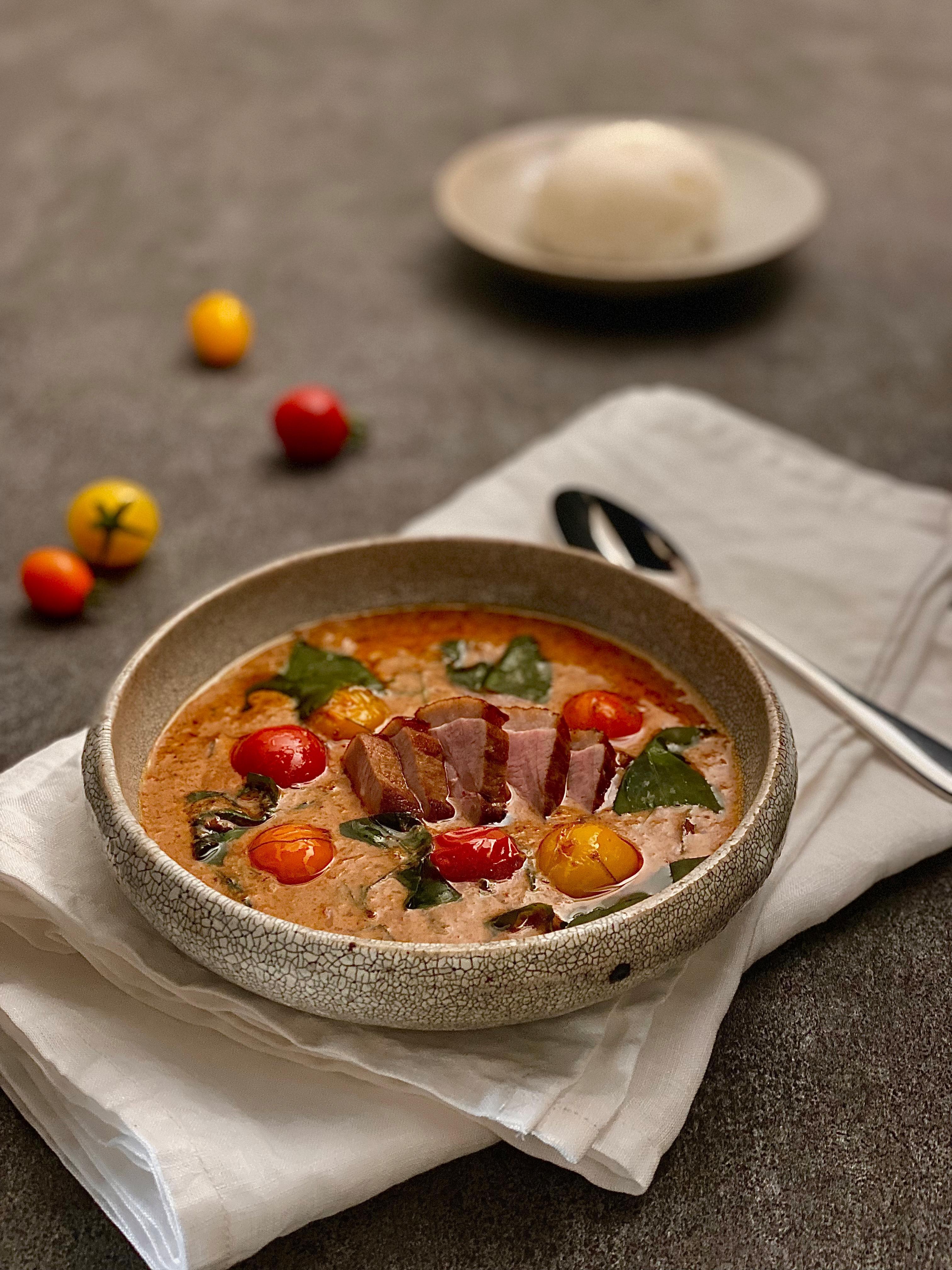 鴨肉のレッドカレー 魚のすり身揚げ ココナッツミルク寒天 21年9月18日 開催 タイ料理教室ピッサヌローク 愛知県名古屋市東区 の21年9月レッスン情報 料理教室検索サイト クスパ