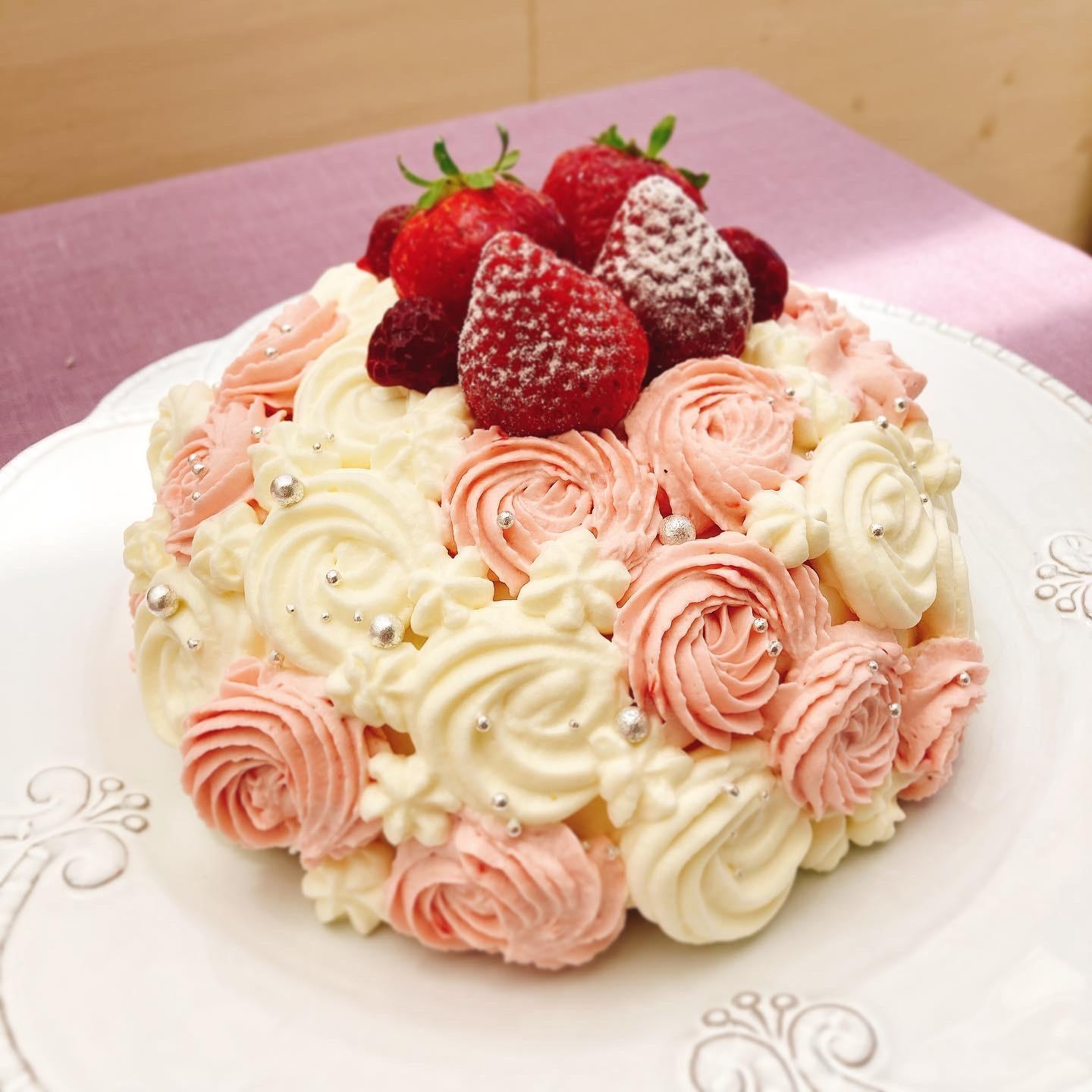 お誕生日ケーキ 21年6月24日 開催 Konori Citrine基礎応用を学ぶお菓子パン教室 兵庫県神戸市西区 の21年6月レッスン情報 料理教室検索サイト クスパ
