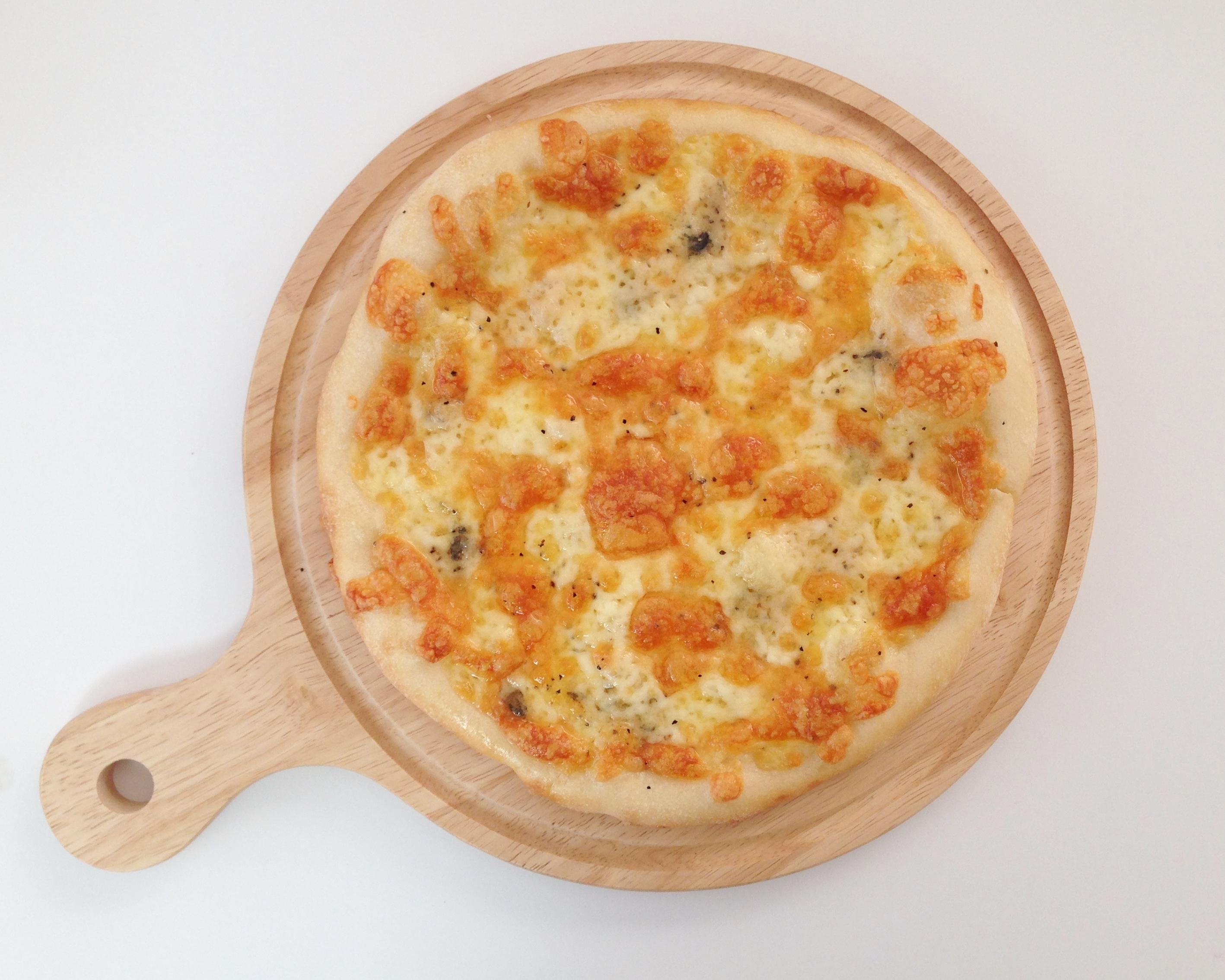 お家で作れる こねない で作る 本格的もっちりチーズピザ の作り方 並木あかり クスパ