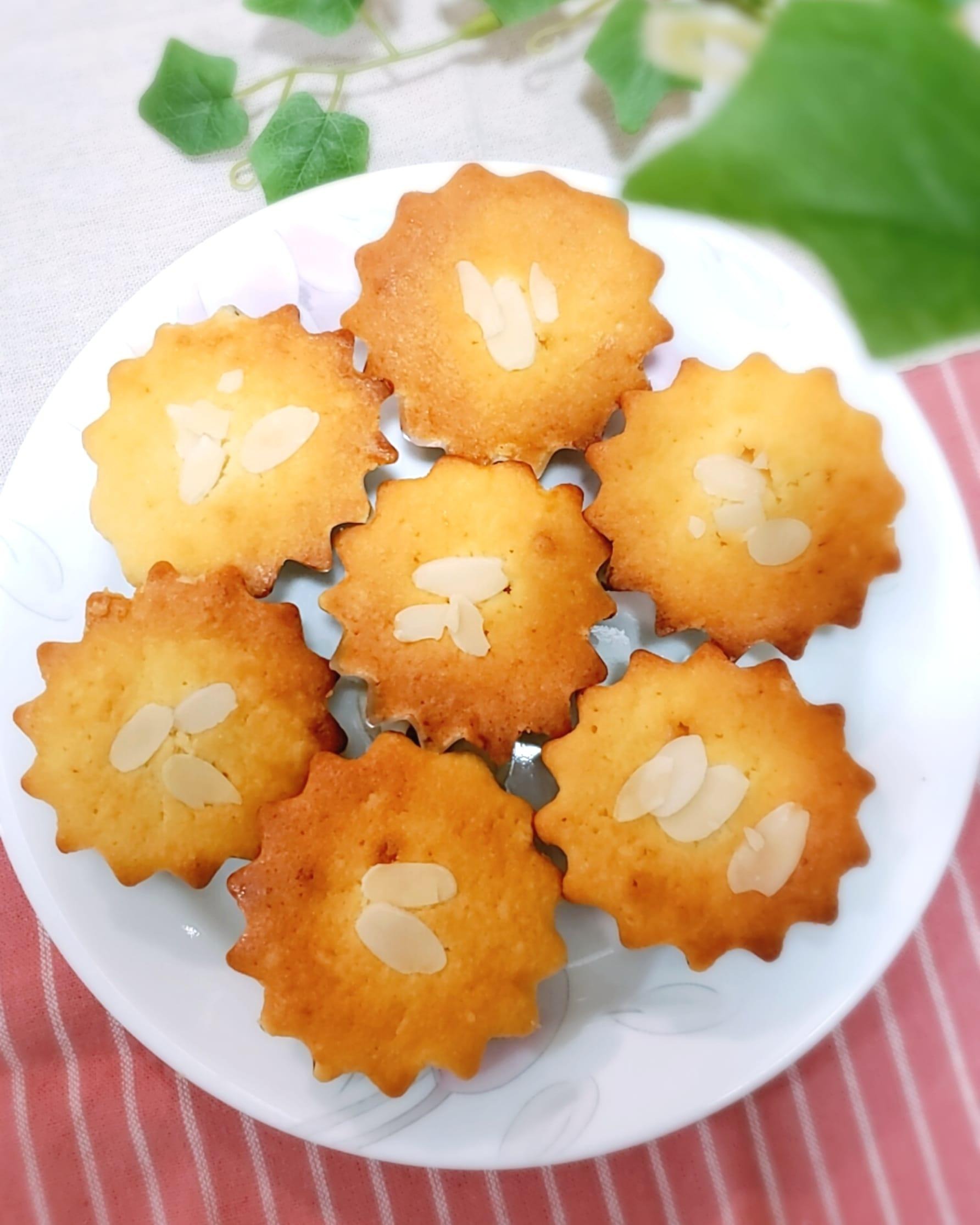 オレンジ香るマドレーヌのレシピ 作り方 Haruna 料理教室検索サイト クスパ