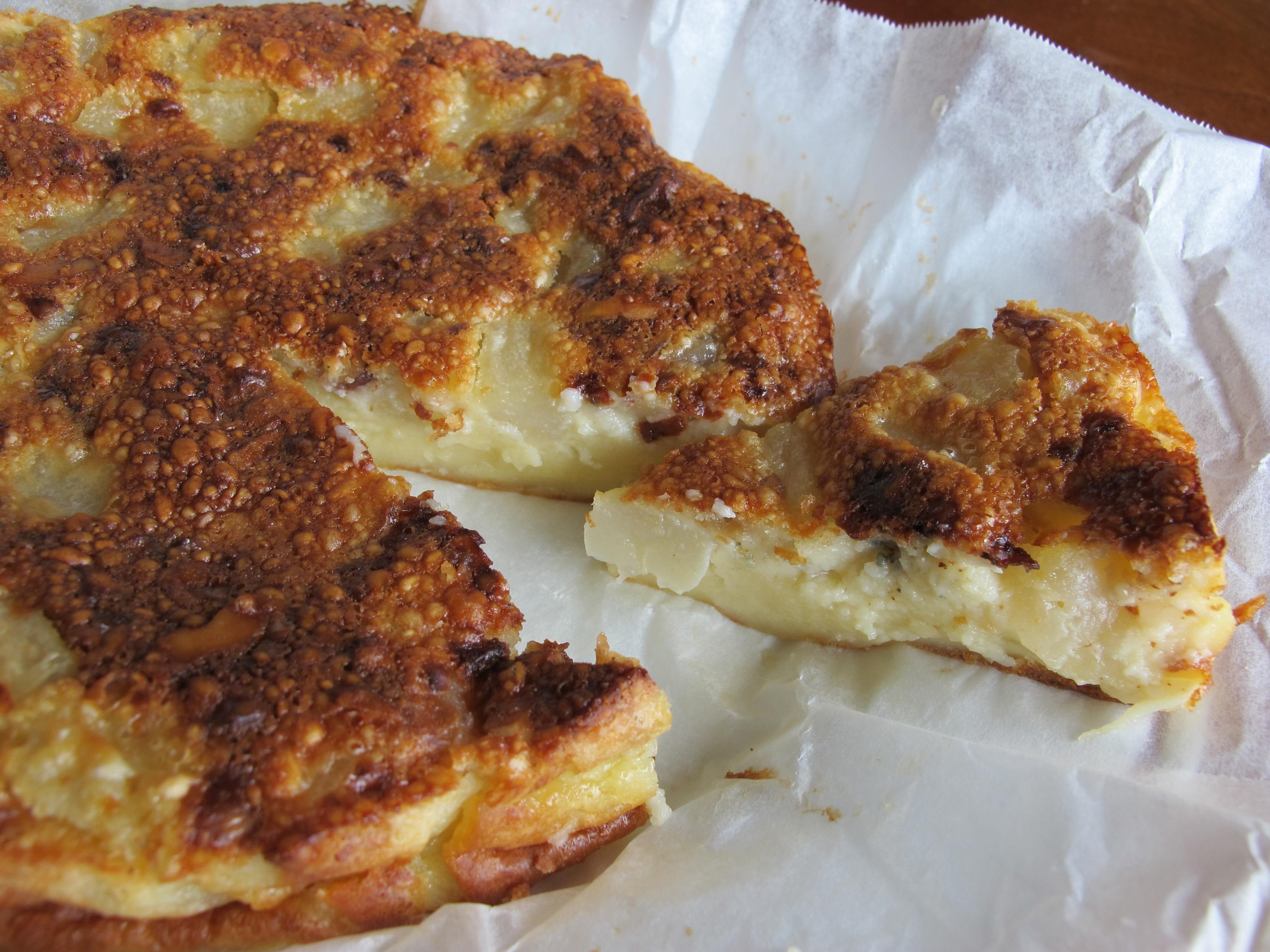 洋梨とゴルゴンゾーラチーズのピザのレシピ