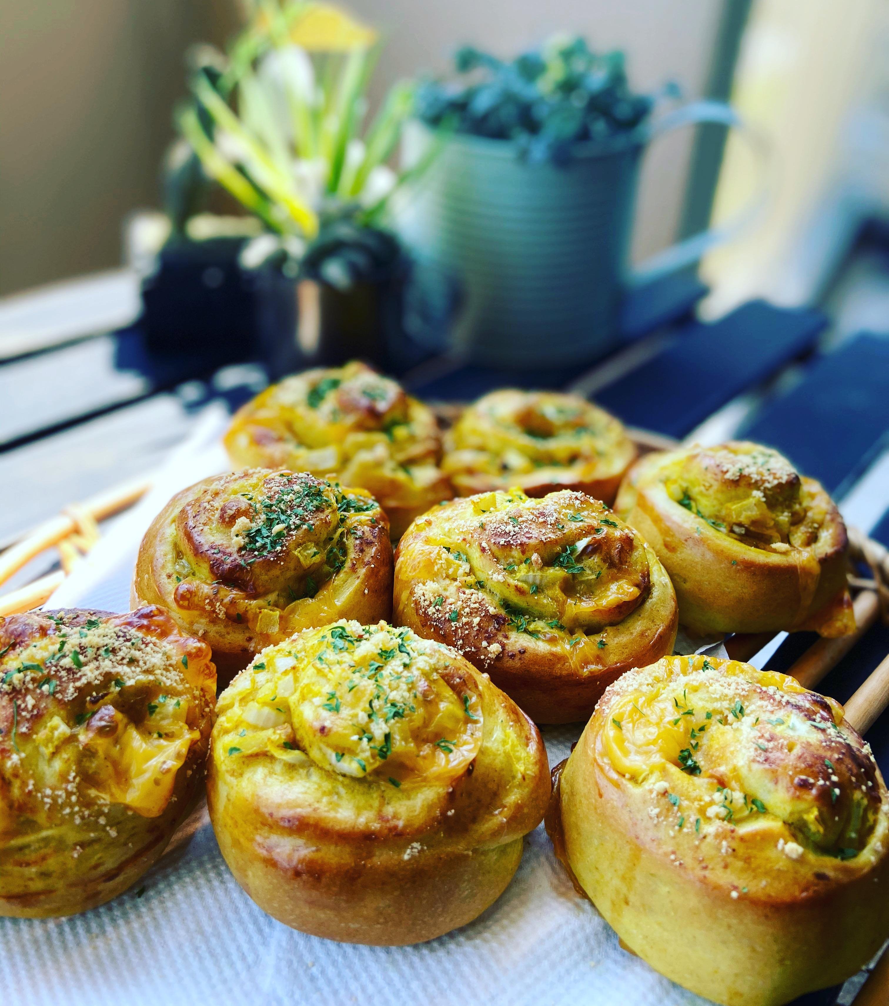 チーズを使った個別ガーリックロールのレシピ