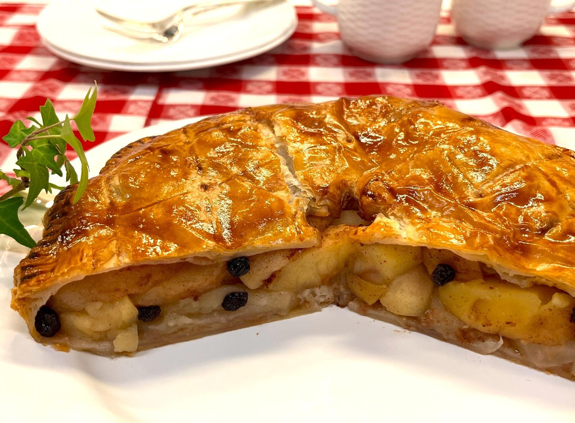 自家製コンロで作るアップルパイの詰め方レシピ